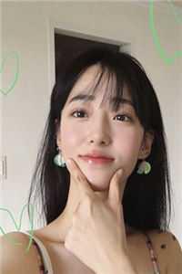 金发金发美美女挠脚心视频