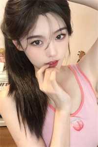 草色遥看近却无是属于哪个季节的