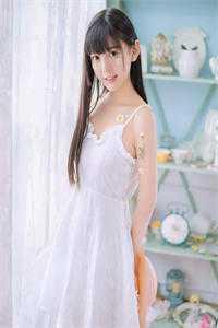 我在你公司楼下工作英语