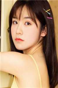 黑暗中绽放的一朵花