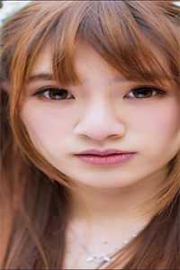 葳蕤生香的读音