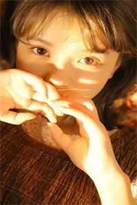 她是你的白月光还是你的朱砂痣