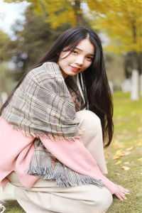 老公和闺蜜去河边