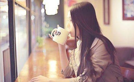 爱意成空,残花逐流水