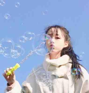 国庆回家被奇葩大妈介绍相亲后,我重生了